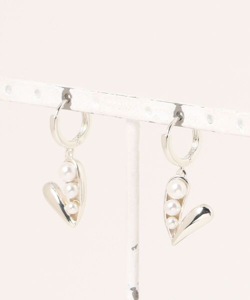 Burner(バーナー)の「【CHI SELECT】ハート パール デザイン フープピアス chi-pierce-00695 N【GBT】(ピアス(両耳用)・レディース・ゴールド/シルバー・FREE)」の9枚目の写真