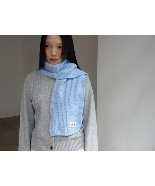 FEKETE（フェケテ）の「GLITTER MUFFLER / ラメマフラー（マフラー・レディース・ブラック/ブルー/グレー・FREE）」の4枚目の写真