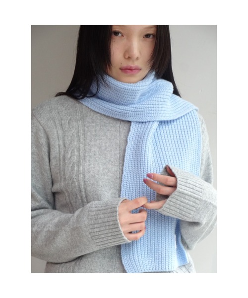 FEKETE（フェケテ）の「GLITTER MUFFLER / ラメマフラー（マフラー・レディース・ブラック/ブルー/グレー・FREE）」の8枚目の写真