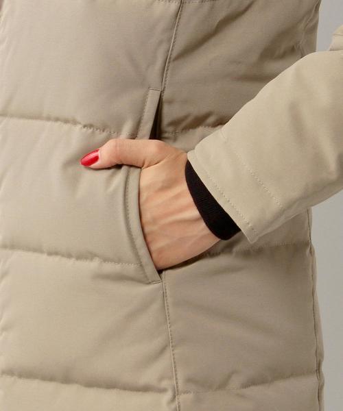 CANADA GOOSE(カナダグース)の「<CANADA GOOSE(カナダグース)>ベルビル ダウンジャケット(その他アウター・レディース・ブラック/ベージュ・MEDIUM/SMALL)」の15枚目の写真