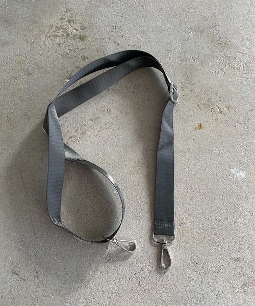 210nouve（トゥージュヌーブ）の「2WAYナイロンリボントートバッグ（トートバッグ・レディース・ベージュ/グレー/レッド/ブラック/ブルー・FREE）」の6枚目の写真