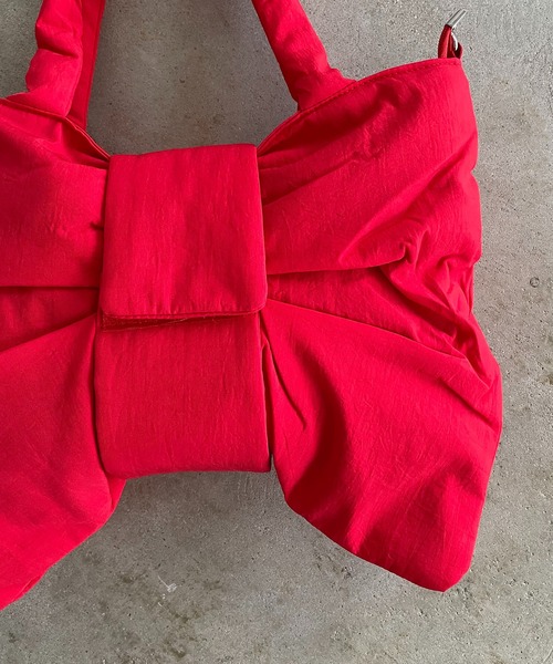 210nouve（トゥージュヌーブ）の「2WAYナイロンリボントートバッグ（トートバッグ・レディース・ベージュ/グレー/レッド/ブラック/ブルー・FREE）」の17枚目の写真