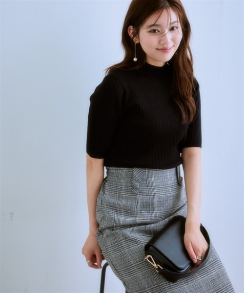 7days Life Styling(セブンデイズライフスタイリング)の「5分袖ワイドリブニット(静電防止・毛玉になりにくい・UVカット・タンブル乾燥OK)(ニット/セーター・レディース・ベージュ/グリーン系/レッド/ブラック/杢グレー/ブルー・S/M/L/LL/3L/4L)」の16枚目の写真