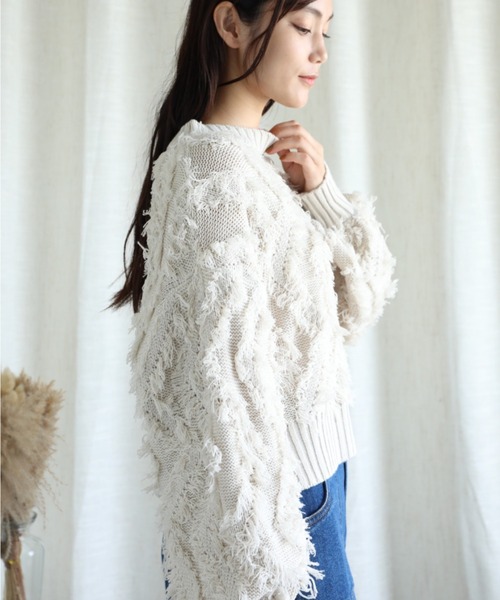 aimoha（アイモハ）の「フリンジジャガードニット（ニット/セーター・レディース・グレー/ブラック/ブルー/ベージュ・MEDIUM）」の21枚目の写真