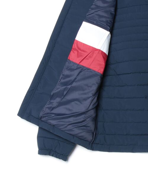 TOMMY HILFIGER（トミーヒルフィガー）の「TOMMY HILFIGER STRETCH QUILTED HOODY トミーヒルフィガー ストレッチ キルト 中わたジャケット（ダウンジャケット/コート・メンズ・ブラック/ネイビー・MEDIUM/LARGE/SMALL）」の7枚目の写真