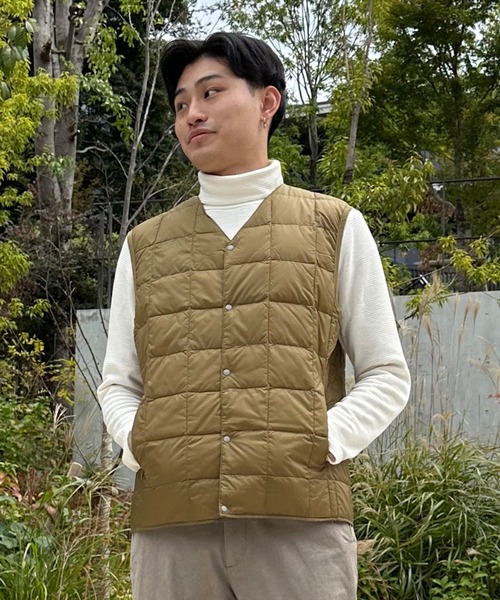 TAION（タイオン）の「【TAION】 V NECK BUTTON DOWNVEST Vネックボタンダウンベスト（ベスト・メンズ・ブラック/カーキ/チャコール/ベージュ/ネイビー/ライトグレー・1/2/3/4）」の5枚目の写真