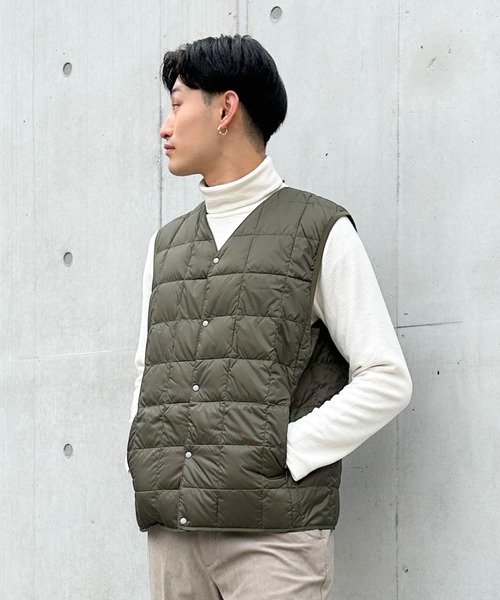 TAION（タイオン）の「【TAION】 V NECK BUTTON DOWNVEST Vネックボタンダウンベスト（ベスト・メンズ・ブラック/カーキ/チャコール/ベージュ/ネイビー/ライトグレー・1/2/3/4）」の6枚目の写真