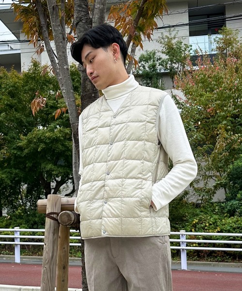 TAION（タイオン）の「【TAION】 V NECK BUTTON DOWNVEST Vネックボタンダウンベスト（ベスト・メンズ・ブラック/カーキ/チャコール/ベージュ/ネイビー/ライトグレー・1/2/3/4）」の3枚目の写真