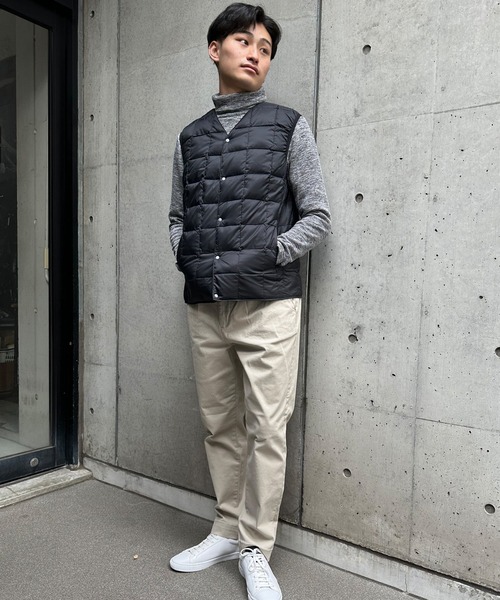 TAION（タイオン）の「【TAION】 V NECK BUTTON DOWNVEST Vネックボタンダウンベスト（ベスト・メンズ・ブラック/カーキ/チャコール/ベージュ/ネイビー/ライトグレー・1/2/3/4）」の8枚目の写真