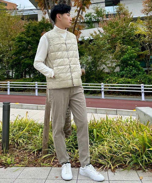 TAION（タイオン）の「【TAION】 V NECK BUTTON DOWNVEST Vネックボタンダウンベスト（ベスト・メンズ・ブラック/カーキ/チャコール/ベージュ/ネイビー/ライトグレー・1/2/3/4）」の9枚目の写真