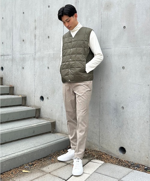 TAION（タイオン）の「【TAION】 V NECK BUTTON DOWNVEST Vネックボタンダウンベスト（ベスト・メンズ・ブラック/カーキ/チャコール/ベージュ/ネイビー/ライトグレー・1/2/3/4）」の12枚目の写真