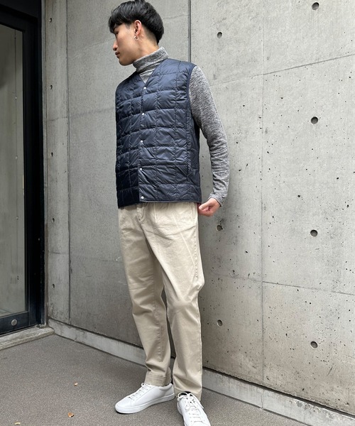 TAION（タイオン）の「【TAION】 V NECK BUTTON DOWNVEST Vネックボタンダウンベスト（ベスト・メンズ・ブラック/カーキ/チャコール/ベージュ/ネイビー/ライトグレー・1/2/3/4）」の13枚目の写真