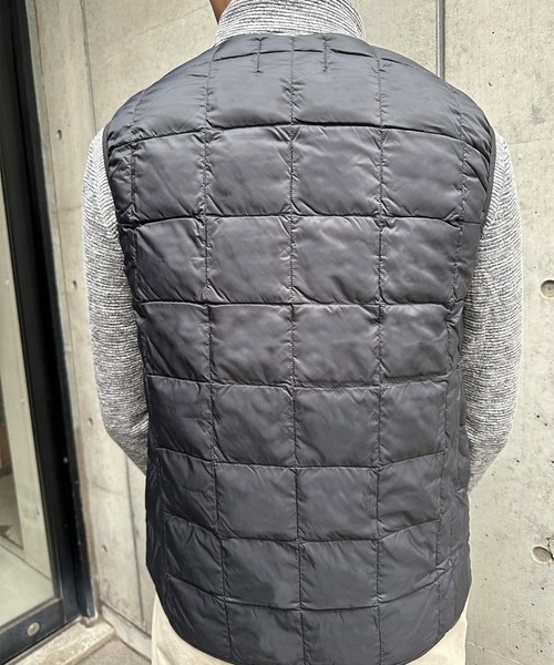 TAION（タイオン）の「【TAION】 V NECK BUTTON DOWNVEST Vネックボタンダウンベスト（ベスト・メンズ・ブラック/カーキ/チャコール/ベージュ/ネイビー/ライトグレー・1/2/3/4）」の19枚目の写真