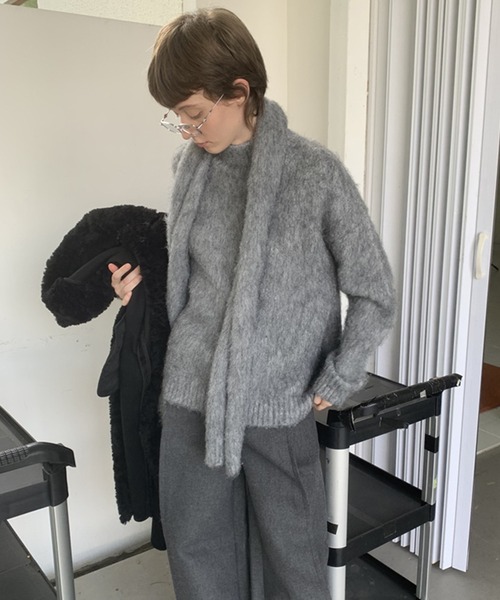 LONSLAN（ロンスラン）の「クルーネックシャギーニット マフラーセット LON24a132【2点セット】（ニット/セーター・レディース・ダークグレー/ライトグレー・FREE）」の3枚目の写真