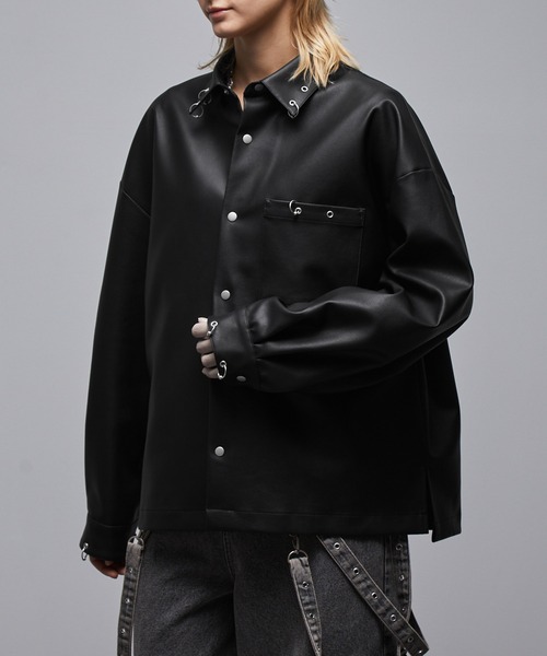 Loose/ルース(ルース)の「リングピアス 合皮シャツジャケット(シャツ/ブラウス・メンズ・グレー/ブラック/グレイッシュベージュ・L/M/S/XS)」の7枚目の写真