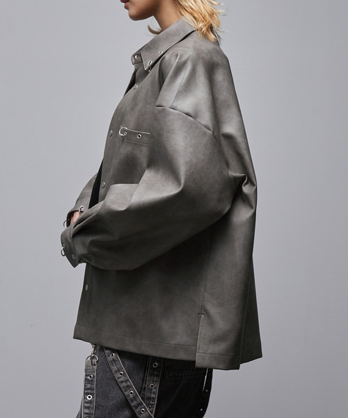 Loose/ルース(ルース)の「リングピアス 合皮シャツジャケット(シャツ/ブラウス・メンズ・グレー/ブラック/グレイッシュベージュ・L/M/S/XS)」の20枚目の写真