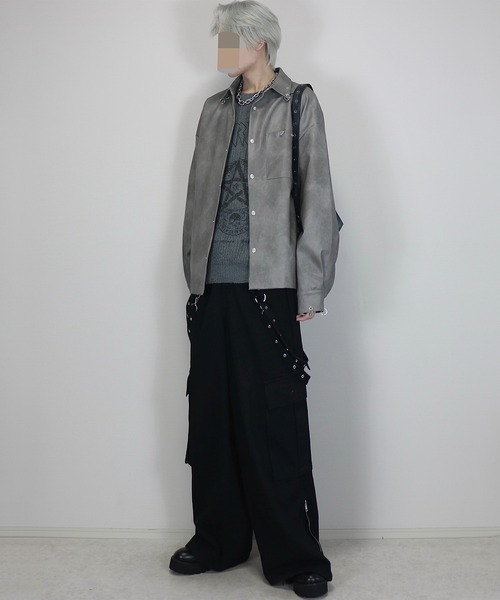 Loose/ルース(ルース)の「リングピアス 合皮シャツジャケット(シャツ/ブラウス・メンズ・グレー/ブラック/グレイッシュベージュ・L/M/S/XS)」の4枚目の写真