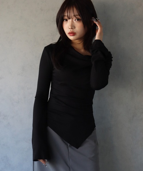 BARELY BLUE(ベアリーブルー)の「【 BARELY BLUE / ベアリーブルー 】 アンバランス サイド スリット カットソー(Tシャツ/カットソー・レディース・ベージュ/ブラック/グレー・LARGE/MEDIUM)」の9枚目の写真