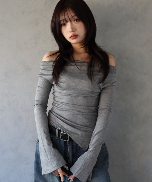 BARELY BLUE(ベアリーブルー)の「【 BARELY BLUE / ベアリーブルー 】 アンバランス サイド スリット カットソー(Tシャツ/カットソー・レディース・ベージュ/ブラック/グレー・LARGE/MEDIUM)」の16枚目の写真