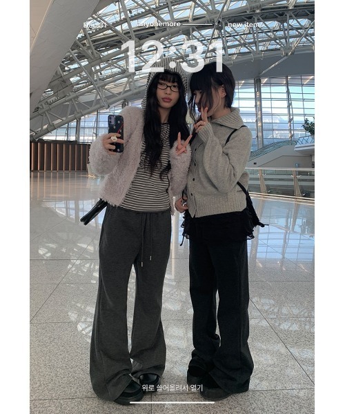 anyonemore（エニワンモア）の「[A/M] 裏起毛ウエストゴムセミブーツカットパンツ（スウェットパンツ・レディース・チャコール/ブラック・FREE）」の4枚目の写真