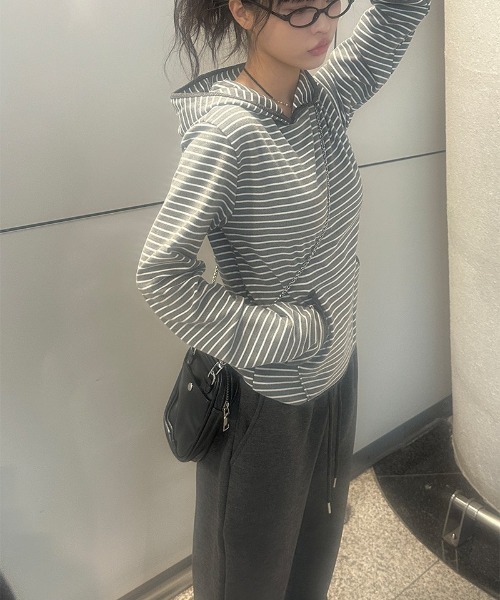 anyonemore（エニワンモア）の「[A/M] 裏起毛ウエストゴムセミブーツカットパンツ（スウェットパンツ・レディース・チャコール/ブラック・FREE）」の13枚目の写真