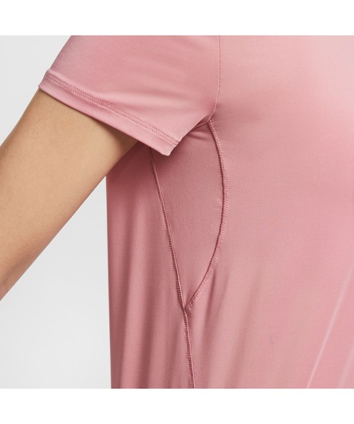 NIKE(ナイキ)の「ナイキ NIKE ナイキ ワン DF S/S スリム トップ(Tシャツ/カットソー・レディース・ブラウン/スモークピンク・S/M/L)」の9枚目の写真