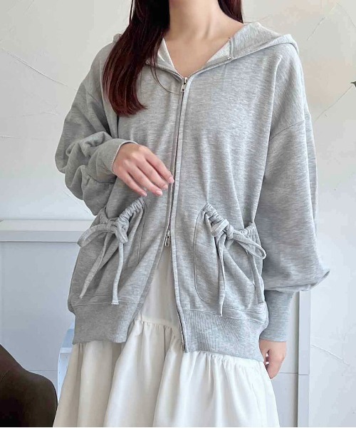 apres jour clair(アプレジュールクレア)の「【apres jour clair】リボンポケットパーカー【ZOZOTOWN限定アイテム】(パーカー・レディース・杢グレー/アイボリー・X-LARGE/フリー)」の2枚目の写真