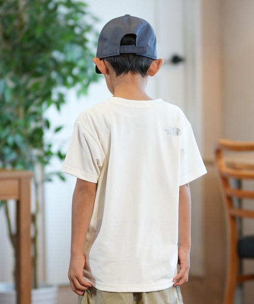 THE NORTH FACE(ザノースフェイス)の「THE NORTH FACE/ザ・ノース・フェイス S/S GETMOTED GRP T キッズ Tシャツ NTJ32575(Tシャツ/カットソー・キッズ・ブラック/オフホワイト・130cm/140cm/150cm/160cm)」の3枚目の写真