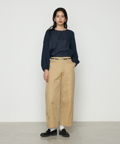 K.T KIYOKO TAKASE（キヨコタカセ）の「オトナデニム デザインブラウス（シャツ/ブラウス・レディース・ネイビー/ライトグレー・11号/9号/7号）」の6枚目の写真