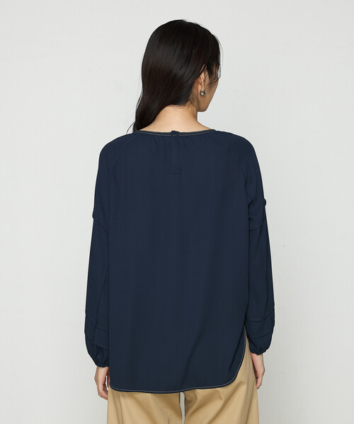 K.T KIYOKO TAKASE（キヨコタカセ）の「オトナデニム デザインブラウス（シャツ/ブラウス・レディース・ネイビー/ライトグレー・11号/9号/7号）」の10枚目の写真