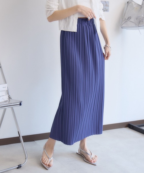 RU.TI.LE(ルチル)の「【RU.TI.LE】カットプリーツスカート(スカート・レディース・ブラック/グレイッシュベージュ/アイボリー/パープル・MEDIUM)」の4枚目の写真