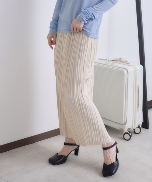 RU.TI.LE(ルチル)の「【RU.TI.LE】カットプリーツスカート(スカート・レディース・ブラック/グレイッシュベージュ/アイボリー/パープル・MEDIUM)」の1枚目の写真