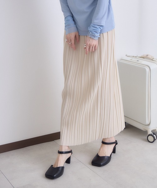 RU.TI.LE(ルチル)の「【RU.TI.LE】カットプリーツスカート(スカート・レディース・ブラック/グレイッシュベージュ/アイボリー/パープル・MEDIUM)」の18枚目の写真