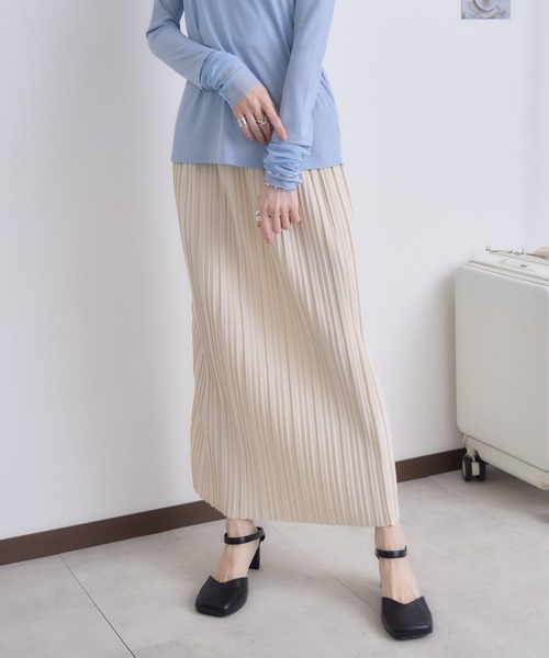 RU.TI.LE(ルチル)の「【RU.TI.LE】カットプリーツスカート(スカート・レディース・ブラック/グレイッシュベージュ/アイボリー/パープル・MEDIUM)」の16枚目の写真
