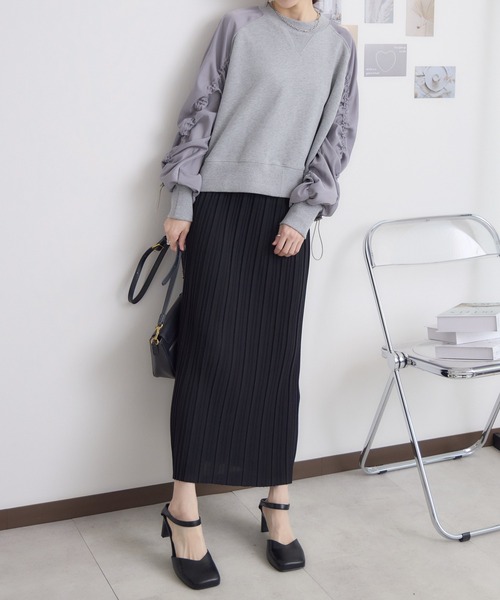 RU.TI.LE(ルチル)の「【RU.TI.LE】カットプリーツスカート(スカート・レディース・ブラック/グレイッシュベージュ/アイボリー/パープル・MEDIUM)」の9枚目の写真