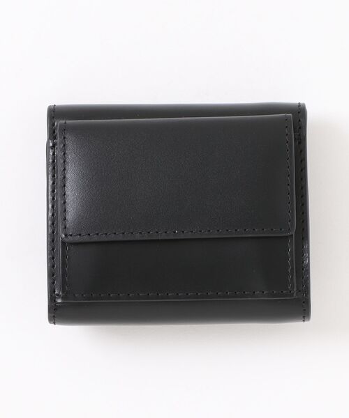 A.P.C.（アーペーセー）の「COMPACT LOIS SMALL（財布・メンズ・ブラック・ONESIZE）」の2枚目の写真
