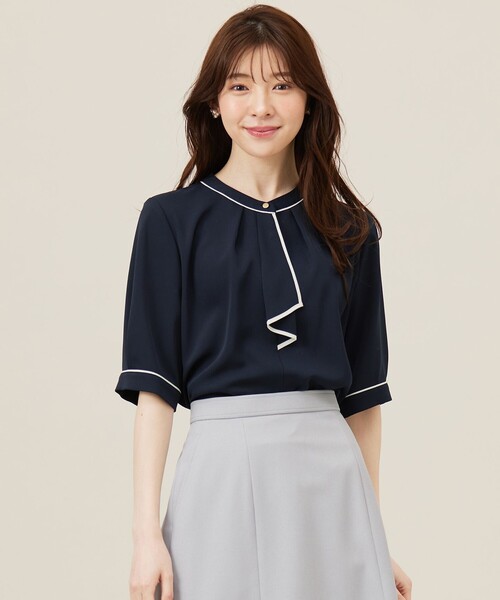 ANY SIS(エニィスィス)の「【洗える】バイカラーラッフルボウ ブラウス(シャツ/ブラウス・レディース・ネイビー系/スカイブルー系/ピンク系/アイボリー系5・2)」の1枚目の写真