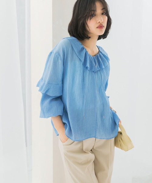 URBAN RESEARCH ROSSO WOMEN（アーバンリサーチ　ロッソ）の「『WEB/一部店舗限定カラー』楊柳フリルブラウス（シャツ/ブラウス・レディース・ベージュ系その他/ピンク/ホワイト/ブルー系その他・FREE）」の3枚目の写真