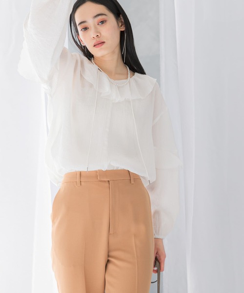 URBAN RESEARCH ROSSO WOMEN（アーバンリサーチ　ロッソ）の「『WEB/一部店舗限定カラー』楊柳フリルブラウス（シャツ/ブラウス・レディース・ベージュ系その他/ピンク/ホワイト/ブルー系その他・FREE）」の5枚目の写真