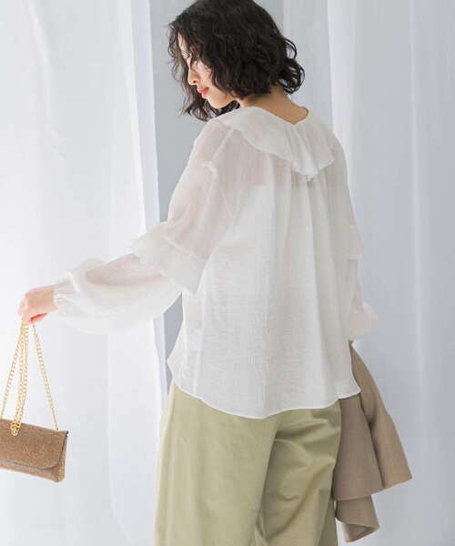 URBAN RESEARCH ROSSO WOMEN（アーバンリサーチ　ロッソ）の「『WEB/一部店舗限定カラー』楊柳フリルブラウス（シャツ/ブラウス・レディース・ベージュ系その他/ピンク/ホワイト/ブルー系その他・FREE）」の11枚目の写真