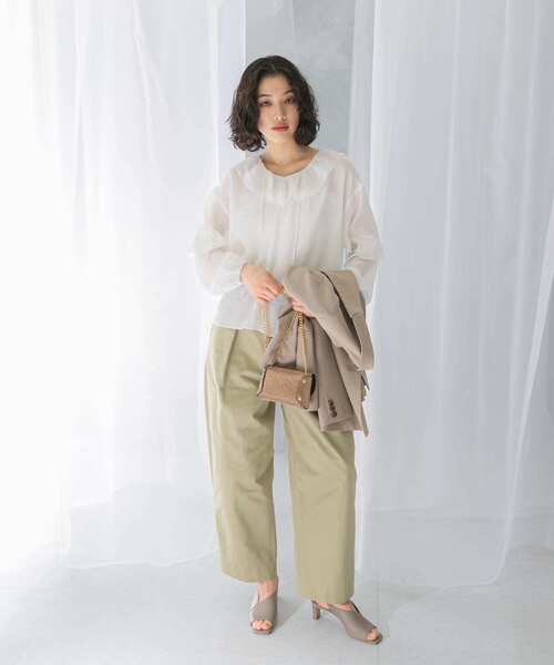 URBAN RESEARCH ROSSO WOMEN（アーバンリサーチ　ロッソ）の「『WEB/一部店舗限定カラー』楊柳フリルブラウス（シャツ/ブラウス・レディース・ベージュ系その他/ピンク/ホワイト/ブルー系その他・FREE）」の13枚目の写真