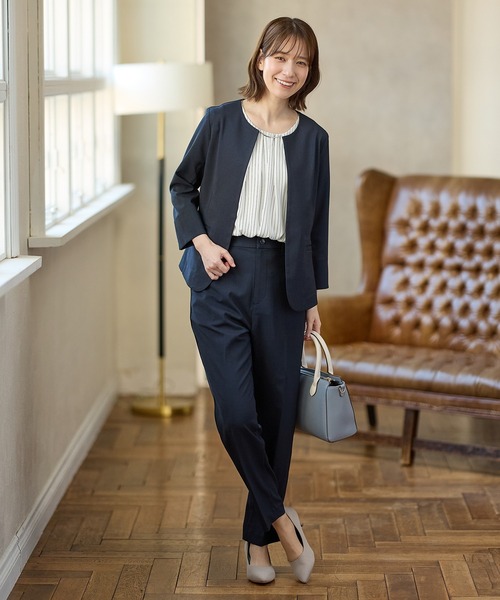 Honeys(ハニーズ)の「【ストレッチ・ウォッシャブル・イージーケア・接触冷感】8分袖ノーカラージャケット(ノーカラージャケット・レディース・ネイビー/ベージュ/グレイッシュベージュ/ブラック/グレー・3L/L/LL/M/S)」の16枚目の写真