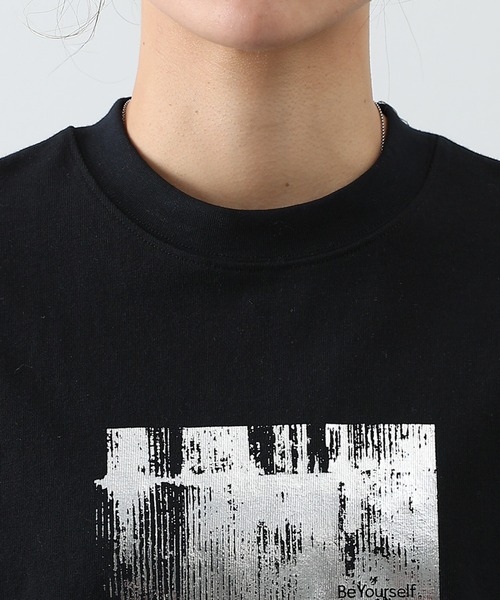 COLONY 2139（コロニートゥーワンスリーナイン）の「箔プリントTシャツ（Tシャツ/カットソー・レディース・ブラック/チャコールグレー/ホワイト・FREE）」の19枚目の写真