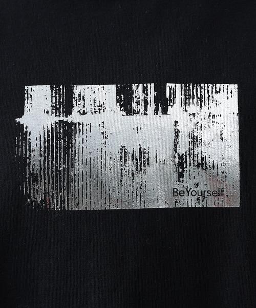 COLONY 2139（コロニートゥーワンスリーナイン）の「箔プリントTシャツ（Tシャツ/カットソー・レディース・ブラック/チャコールグレー/ホワイト・FREE）」の20枚目の写真