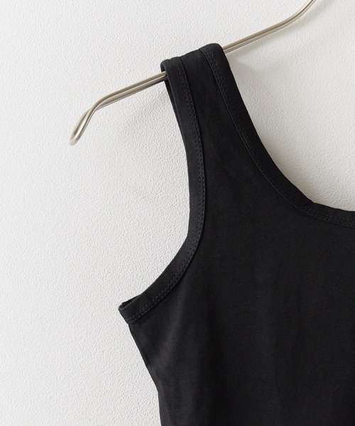 Chick（チック）の「cropped Tanktop / クロップド丈 タンクトップ（タンクトップ・レディース・ベージュ/ホワイト/ブラック/グレー・FREE）」の6枚目の写真