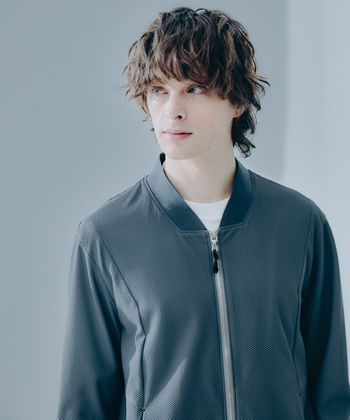 DESIGNWORKS（デザインワークス）の「【セットアップ対応】ナイロン トリコットメッシュ アクティブブルゾン / ウォッシャブル / ストレッチ（ブルゾン・メンズ・ストライプ/ブラック/グレー・46/48/50）」の14枚目の写真