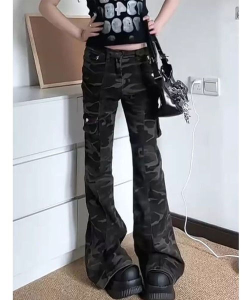 archive レイヤード フレア ブーツカット カモフラ A'GEM/9 × .kom 『.KOM/ドットケーオーエム』 カモフラージュ柄フレア