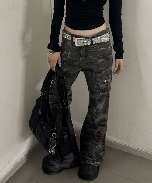 A'GEM/9 × .kom 『.KOM/ドットケーオーエム』 カモフラージュ柄フレア