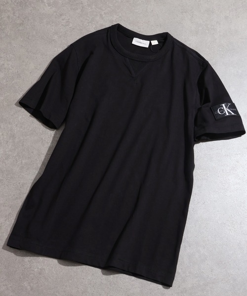 Calvin Klein（カルバン・クライン）の「【Calvin Klein JEANS/カルバンクライン ジーンズ】BADGE Regular Fit SS T-Shirt/バッジ レギュラーフィット半袖Tシャツ（Tシャツ/カットソー・メンズ・ブラック/ホワイト・XL/L/M/S）」の18枚目の写真