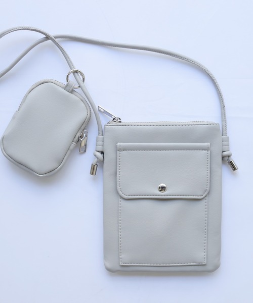 Crisp(クリスプ)の「ポーチ付きミニショルダーバッグ(ショルダーバッグ・レディース・ホワイト/ライトグレー/ブルー・FREE)」の3枚目の写真